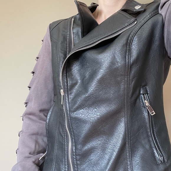 Biker Jacket - Picture 5 of 9